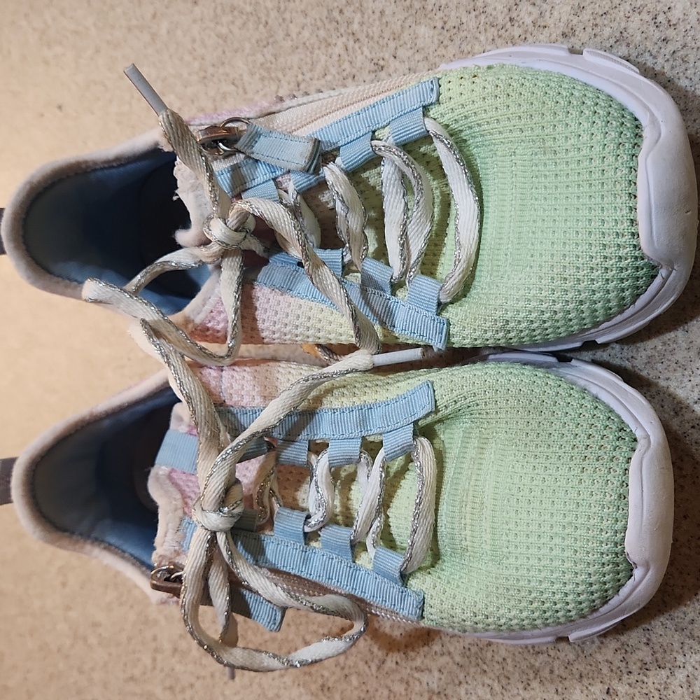 Size 1 Girls Sneakers by Nina